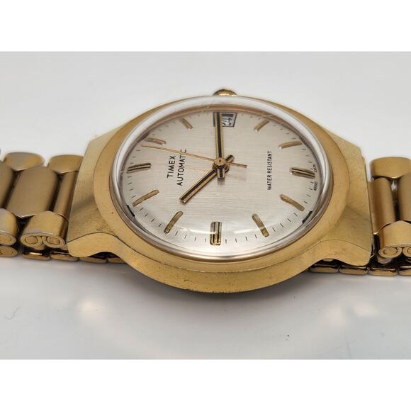 VINTAGE TIMEX VISCOUNT AUTOMATIC SELF-WIND WATER RESISTANT  Vintage Timex Viscount Automatic Date Water Resistant Watch - Works